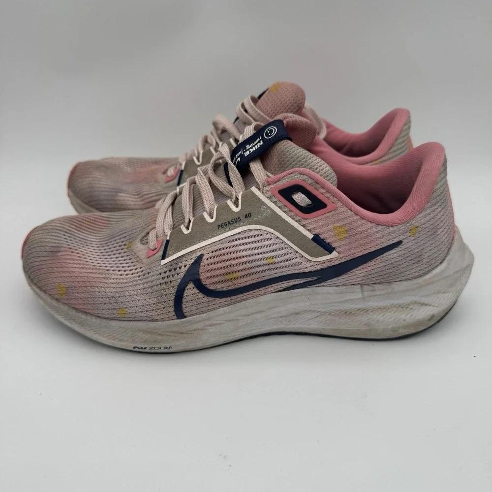 Nike Pegasus 40 Premium DV7890-600 Pink Coral Chalk White Navy Women's 8 EUC